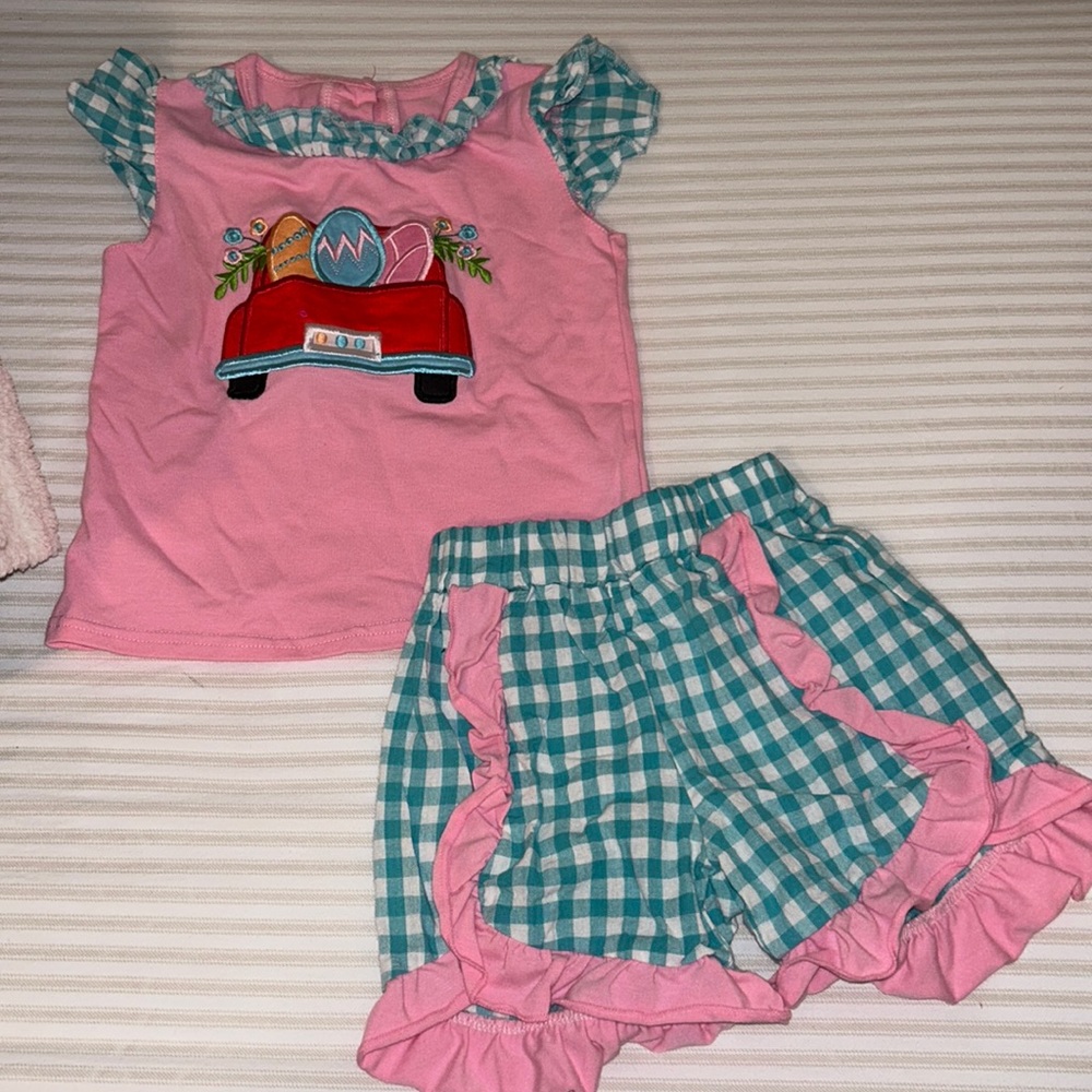 KIDS BOUTIQUE Embroidered Easter Shorts Set 2T